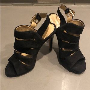 Idols 5.5 black suede sandal pump